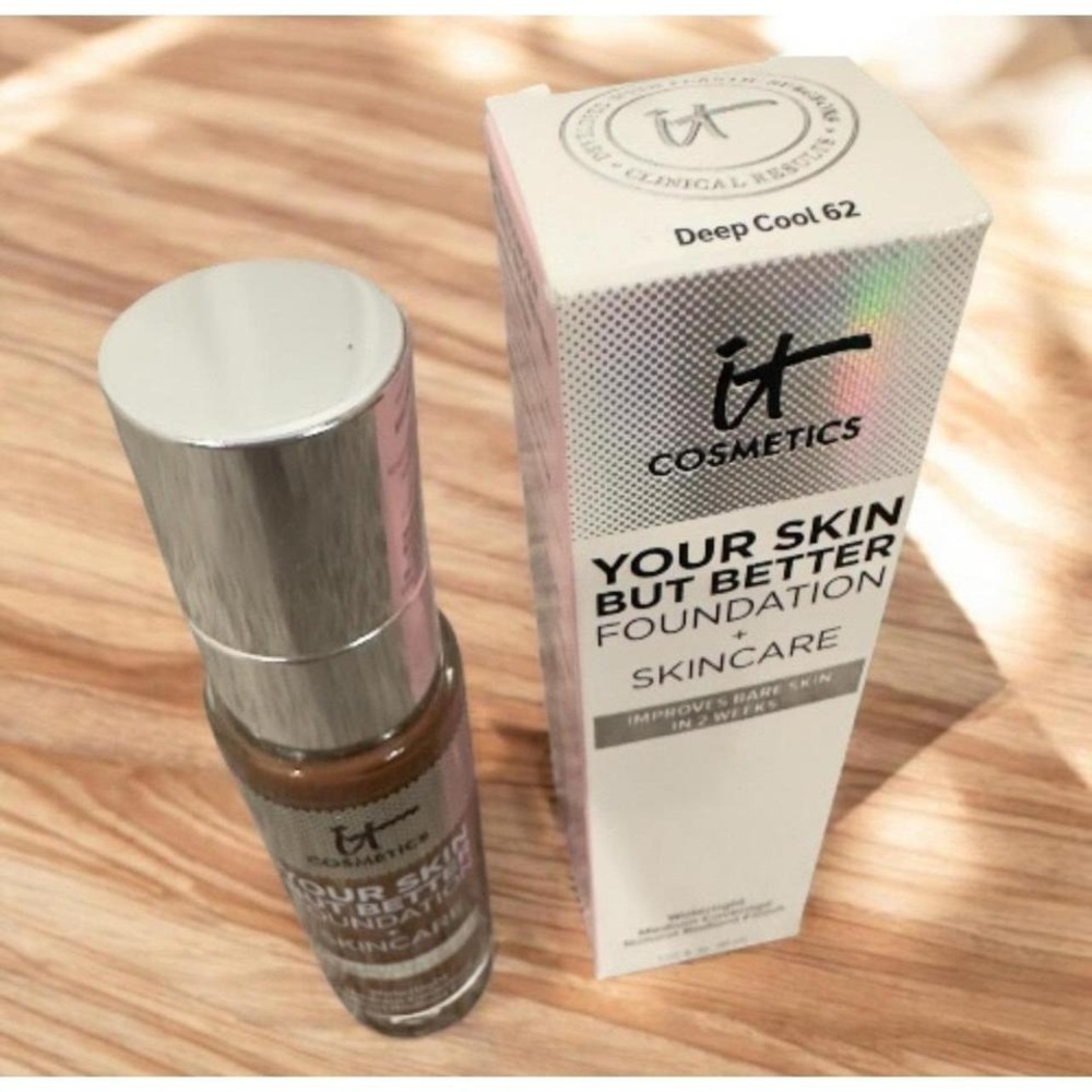 IT Cosmetics Your Skin But Better Foundation + Skincare - Deep Cool 62 - New